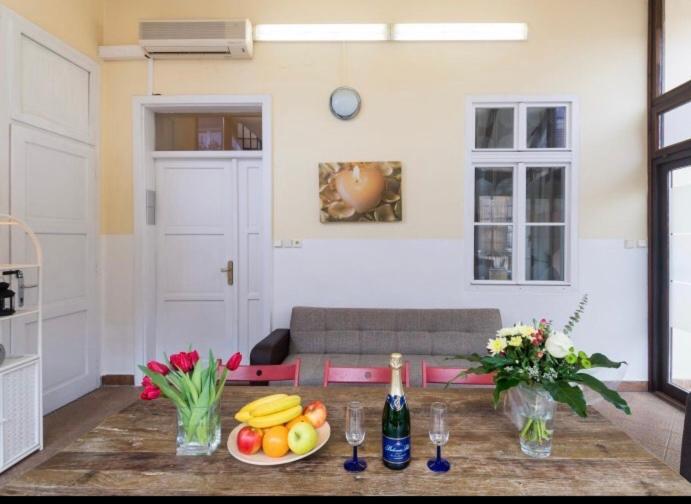 Apartment Stepanska プラハ エクステリア 写真