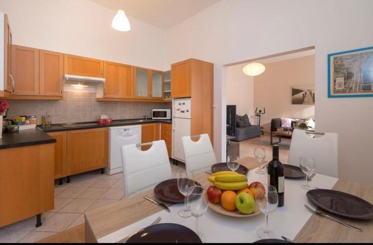 Apartment Stepanska プラハ エクステリア 写真